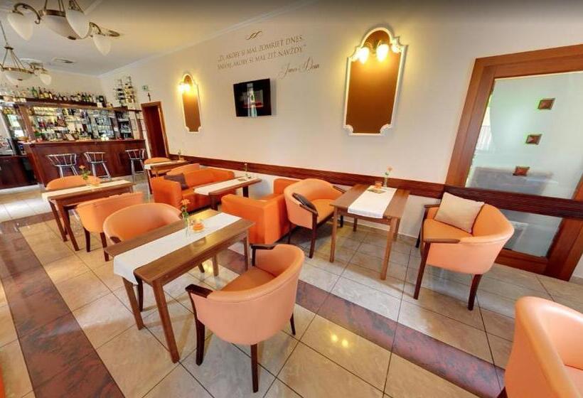 Garni Hotel Tatramonti