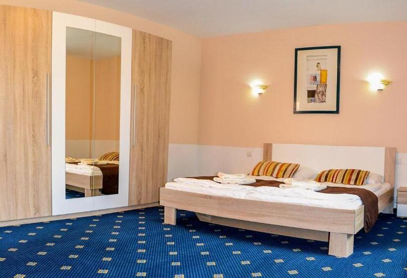 Garni Hotel Tatramonti