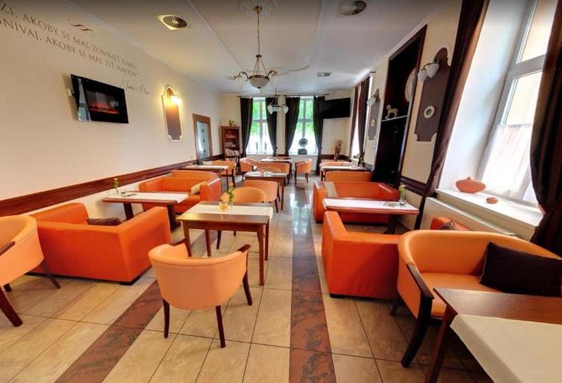 Garni Hotel Tatramonti