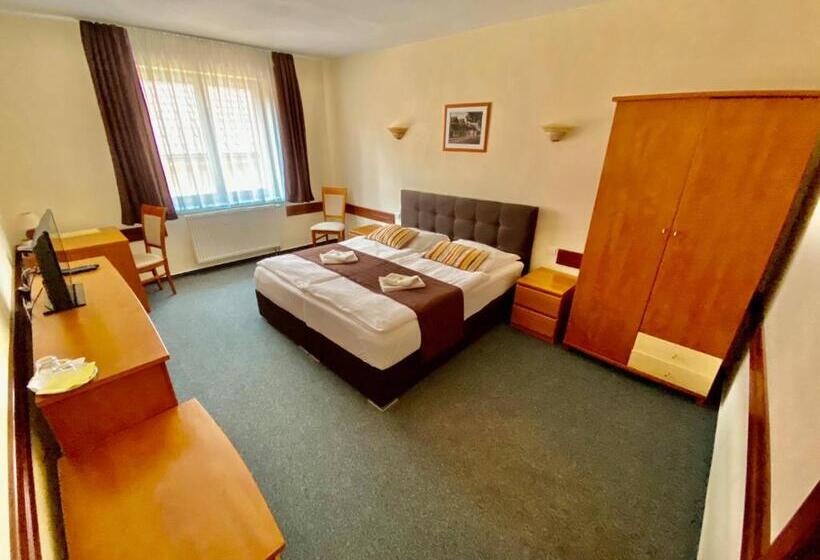 Garni Hotel Tatramonti