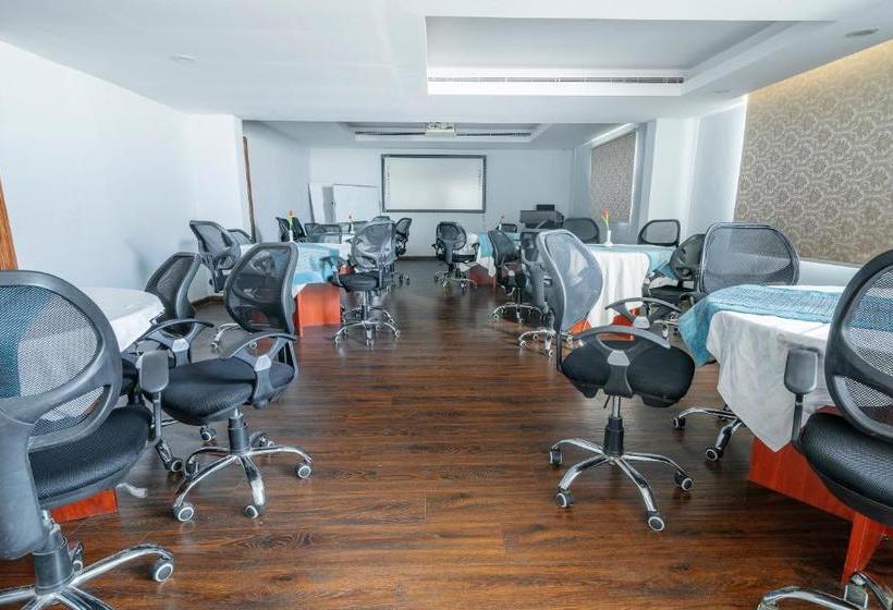 בית מלון כפרי Aronani