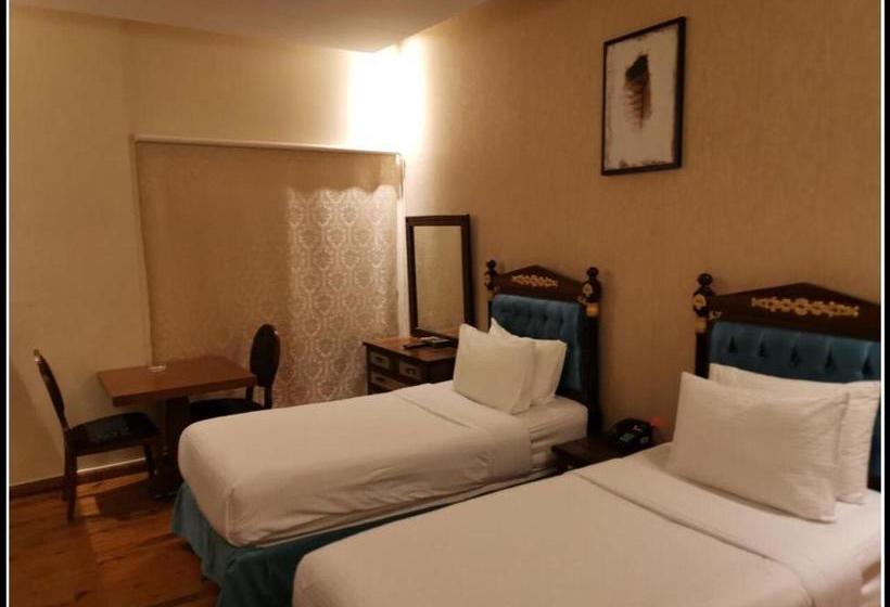 בית מלון כפרי Aronani