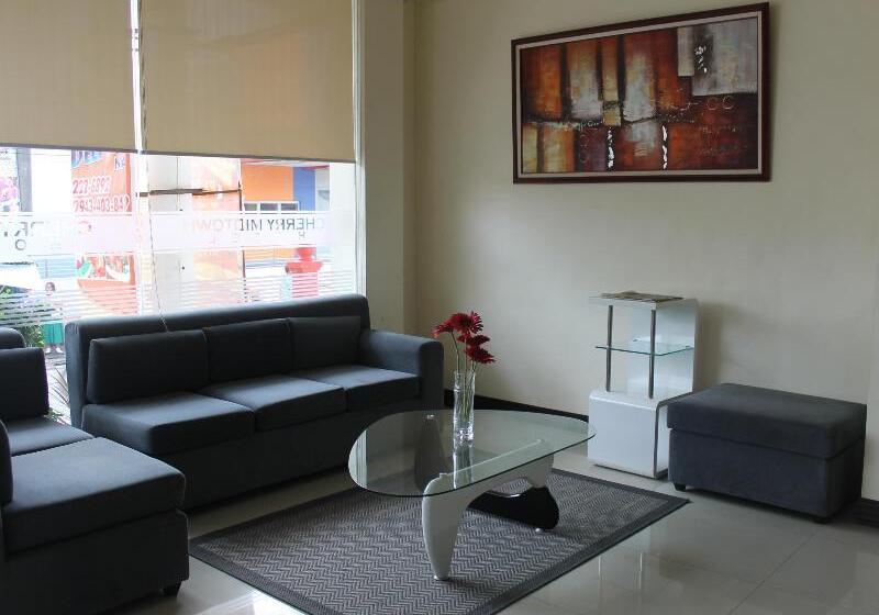 هتل Cherry Midtown