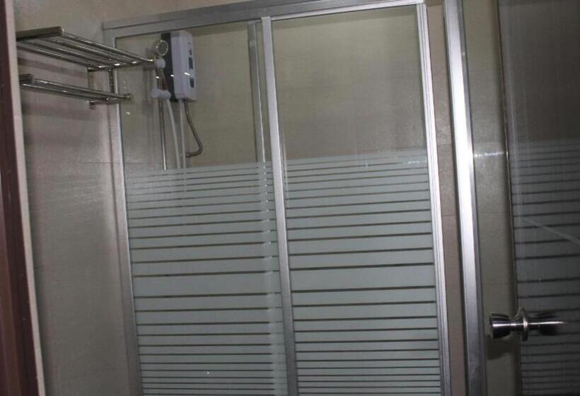 هتل Cherry Midtown