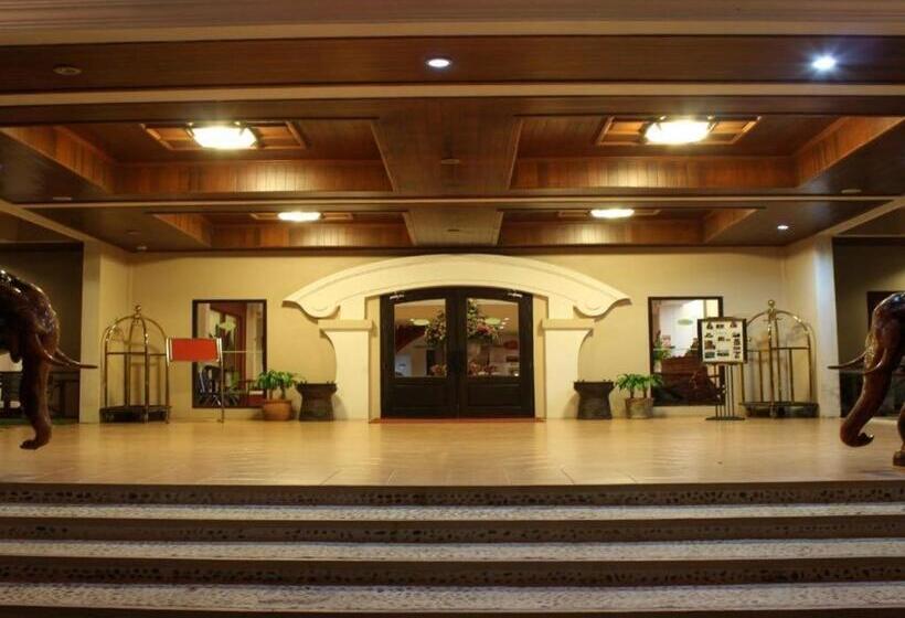 Отель Daosavanh Resort & Spa