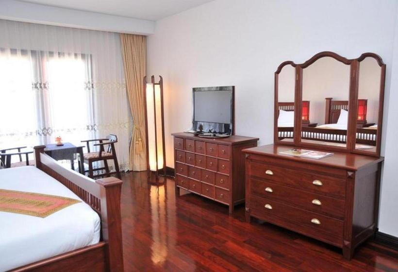 Отель Daosavanh Resort & Spa