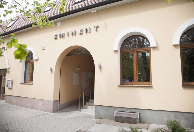 ホテル Eminent