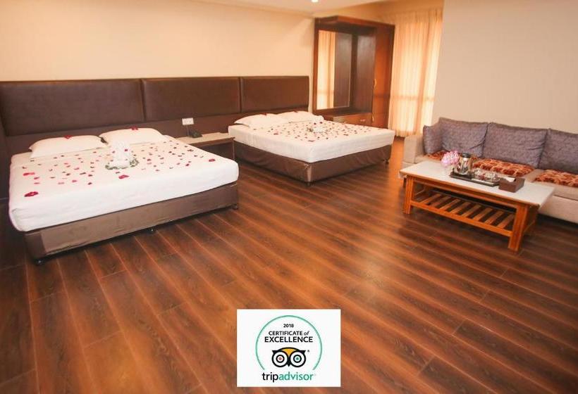 هتل Grace Treasure