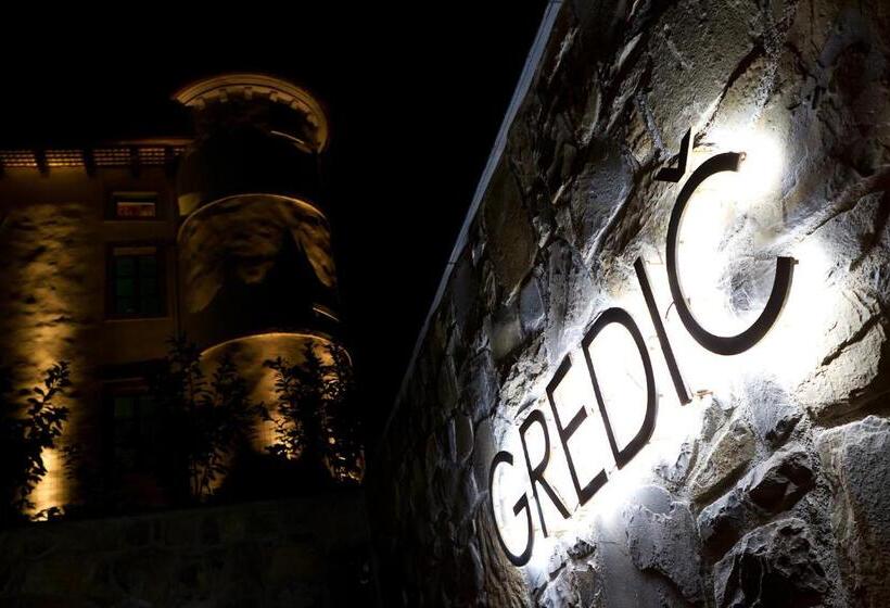 هتل Gredič