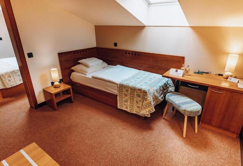 هتل Hvala Superior   Topli Val