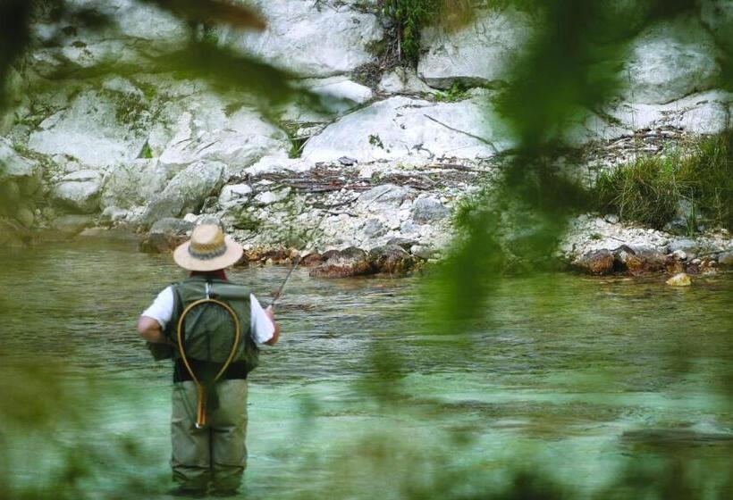 هتل Hvala Superior   Topli Val