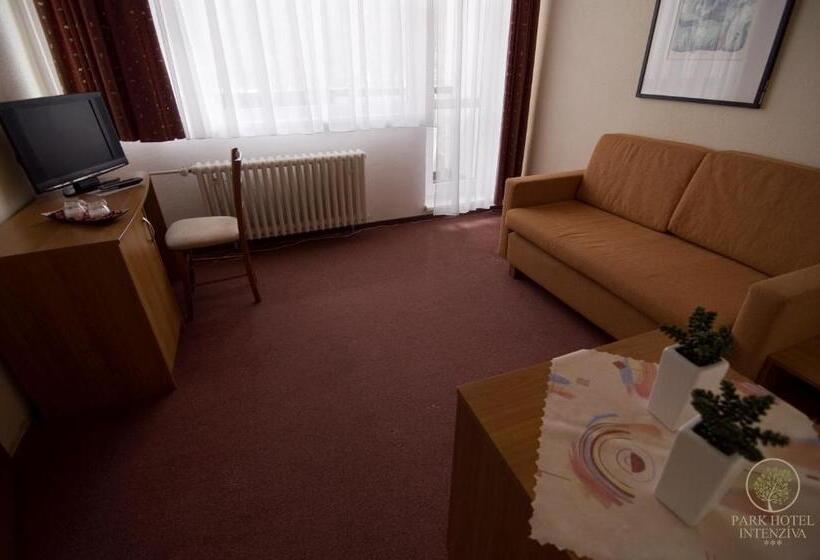 Отель Intersport