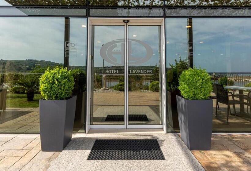 هتل Lavender Oleander Resort