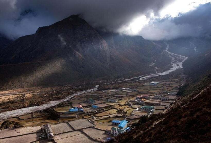 Otel Mountain Lodges Of Nepal   Lukla