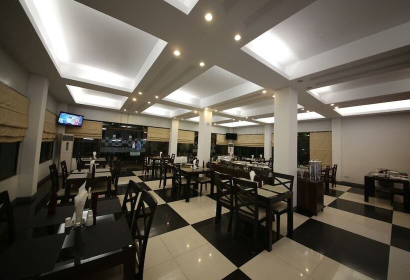 هتل Platinum Tamwe