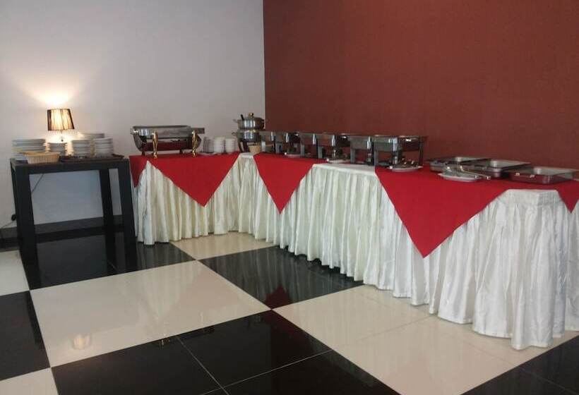 هتل Platinum Tamwe