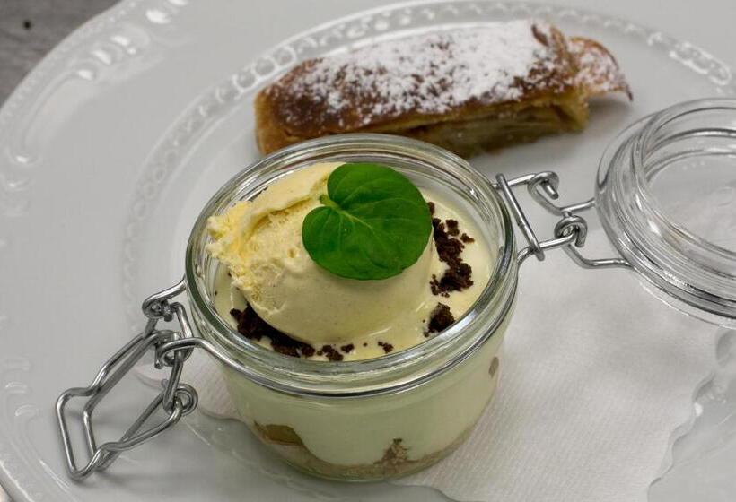 هتل Postojna Cave Rooms & Apartments Proteus