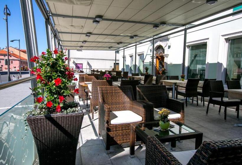 هتل Postojna Cave Rooms & Apartments Proteus