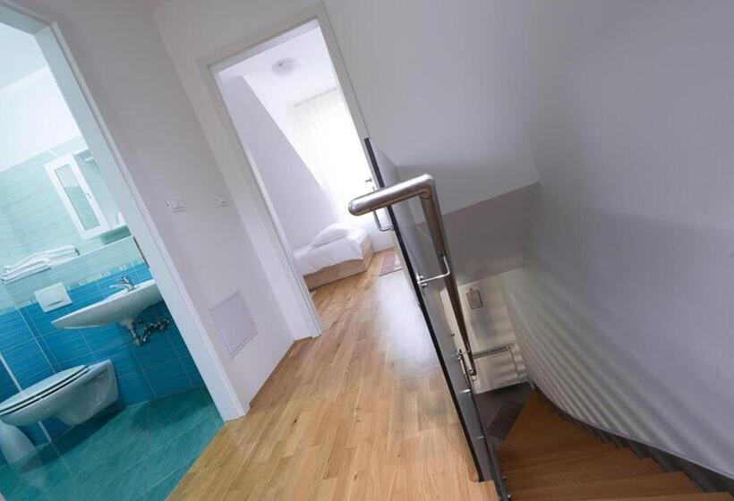 هتل Postojna Cave Rooms & Apartments Proteus