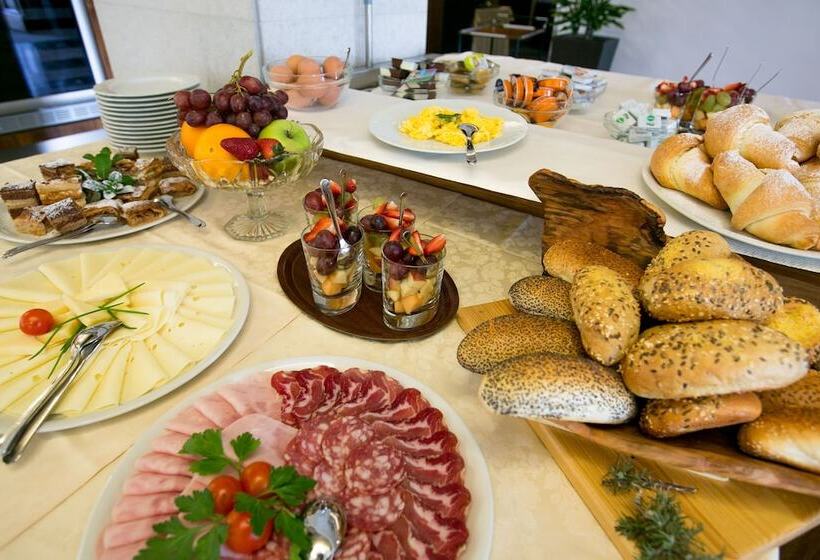 هتل Postojna Cave Rooms & Apartments Proteus