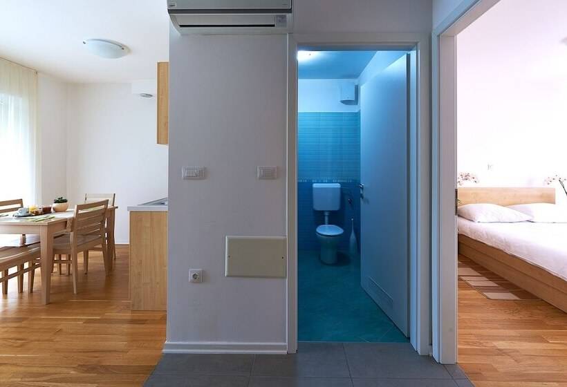 هتل Postojna Cave Rooms & Apartments Proteus