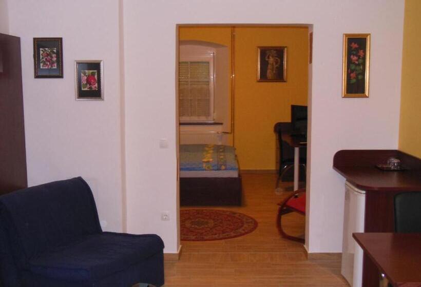 هتل Pri Belokranjcu