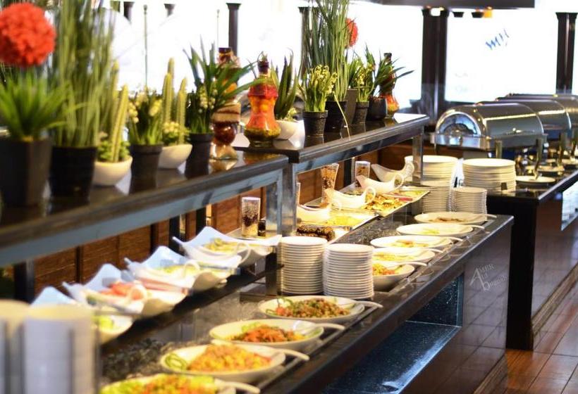 فندق Qasr Al Sahab