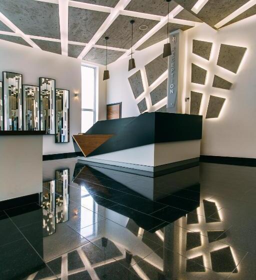 هتل Romantique Veles