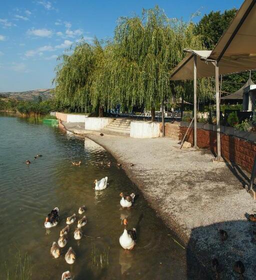 هتل Romantique Veles