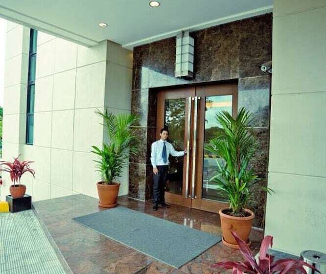 בית מלון כפרי Santomas Suites