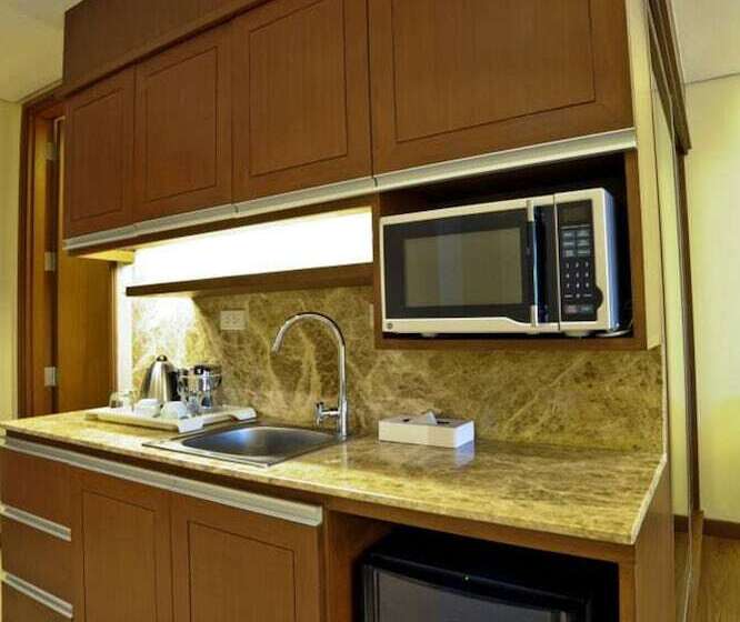 酒店 Santomas Suites