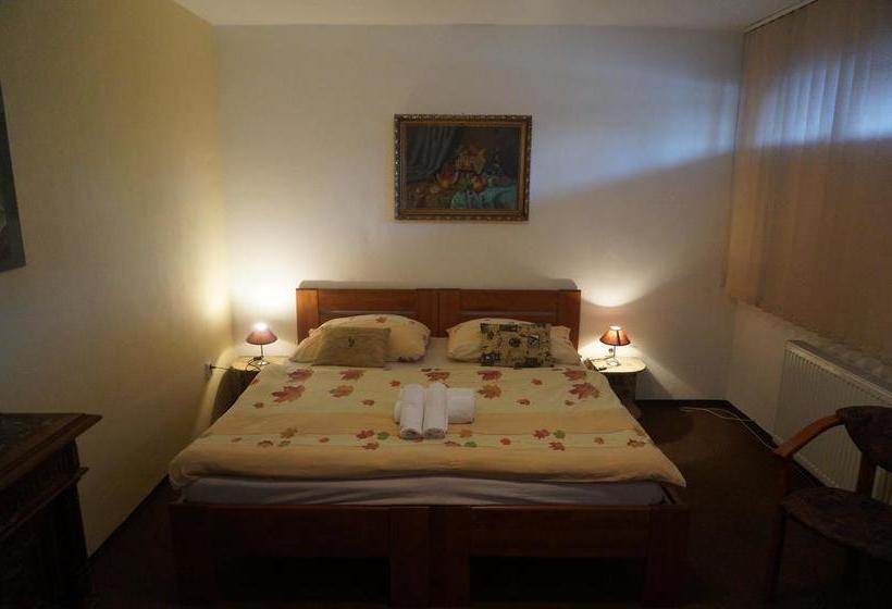 هتل Squash Centrum