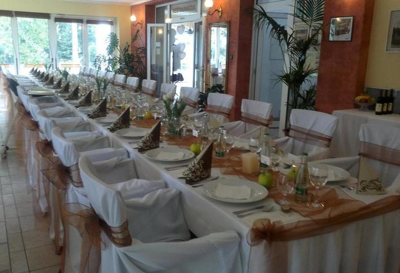 هتل Squash Centrum