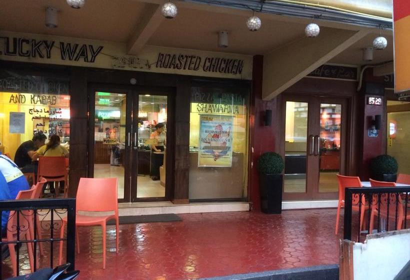 Stone House Hotel Manila