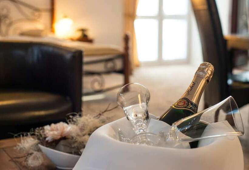 酒店 Svatojansky Kastiel