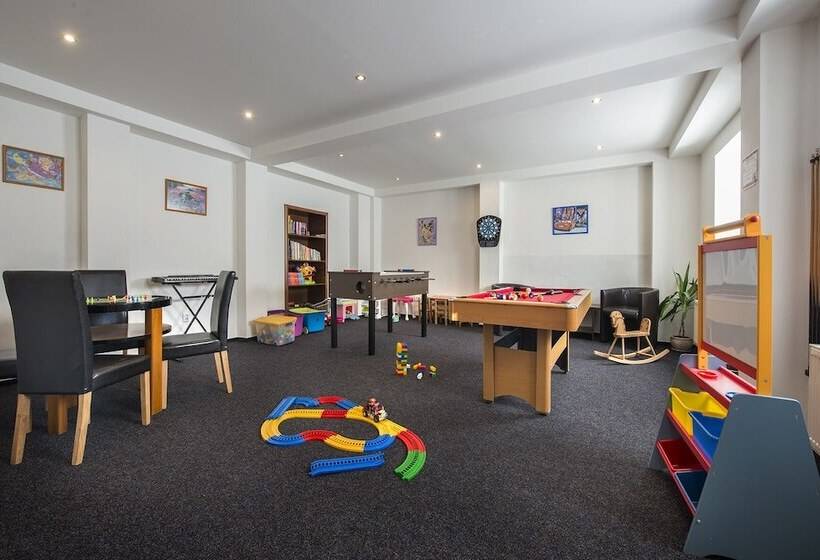 酒店 Svatojansky Kastiel