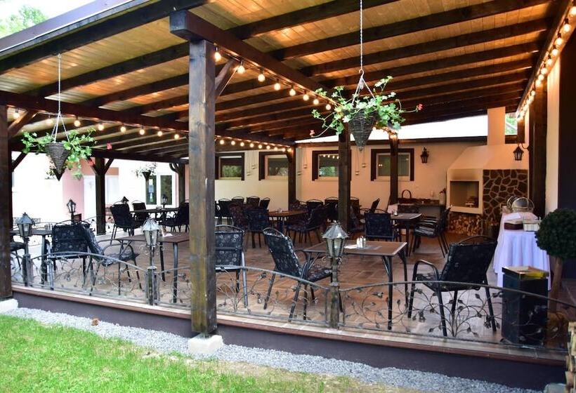 酒店 Svatojansky Kastiel