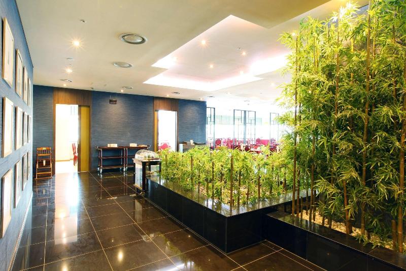 The Blue Sky Hotel And Tower