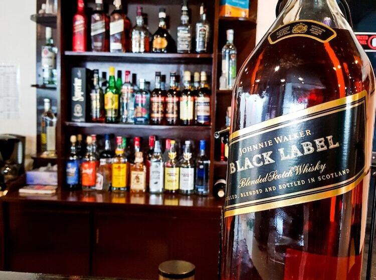 בית מלון כפרי The Premiere Business