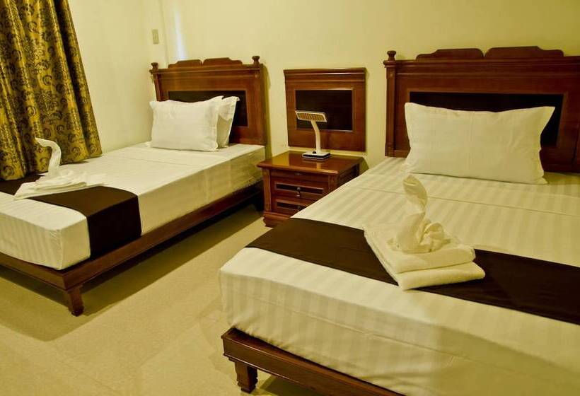 בית מלון כפרי The Premiere Business