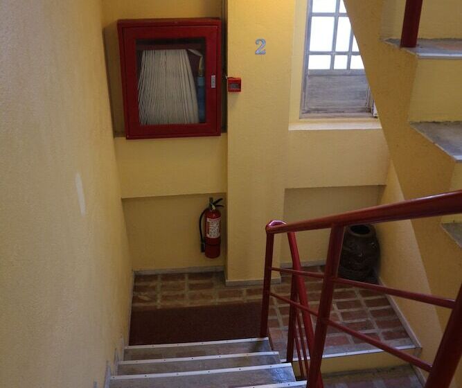 Hotel The Sun Villa Beachfront Resort & Spa