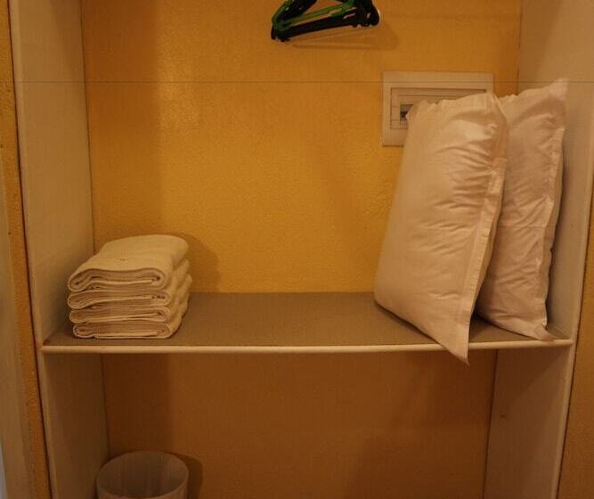 Hotel The Sun Villa Beachfront Resort & Spa