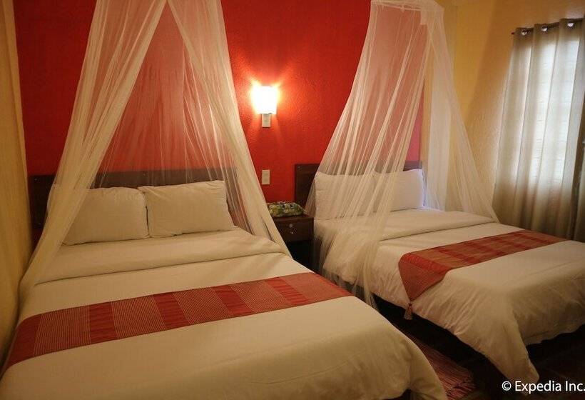 Hotel The Sun Villa Beachfront Resort & Spa