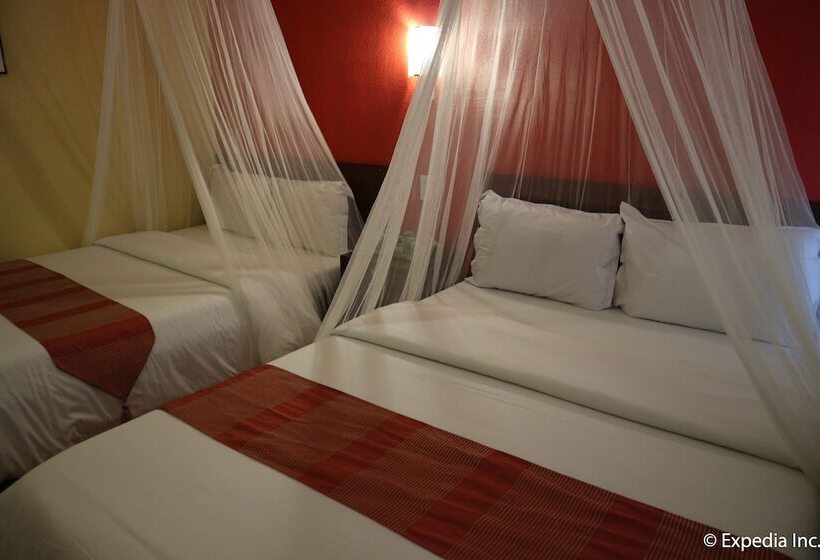 Hotel The Sun Villa Beachfront Resort & Spa