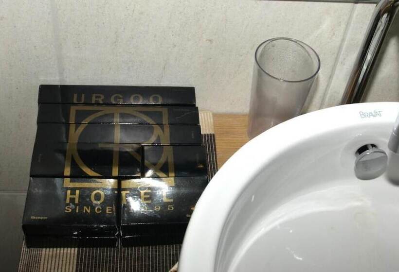 هتل Urgoo