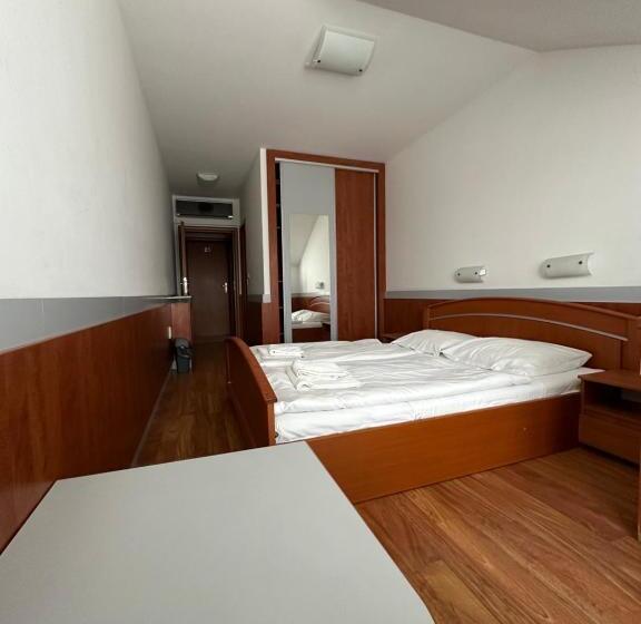 בית מלון כפרי Zelený Dvor