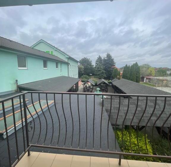 בית מלון כפרי Zelený Dvor