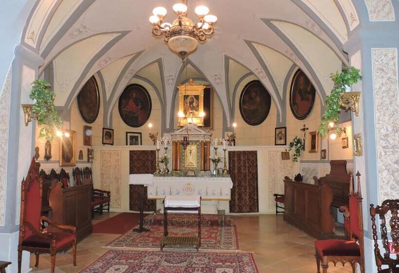 Отель Zámok Topoľčianky