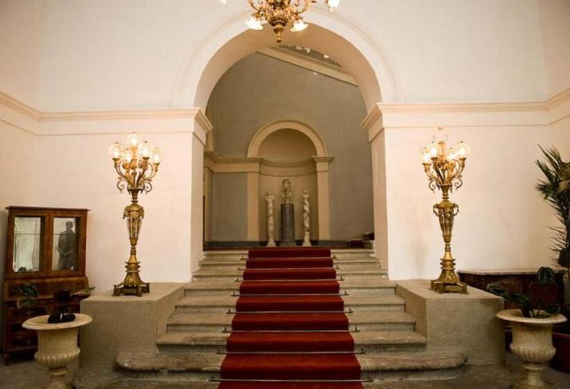 Отель Zámok Topoľčianky