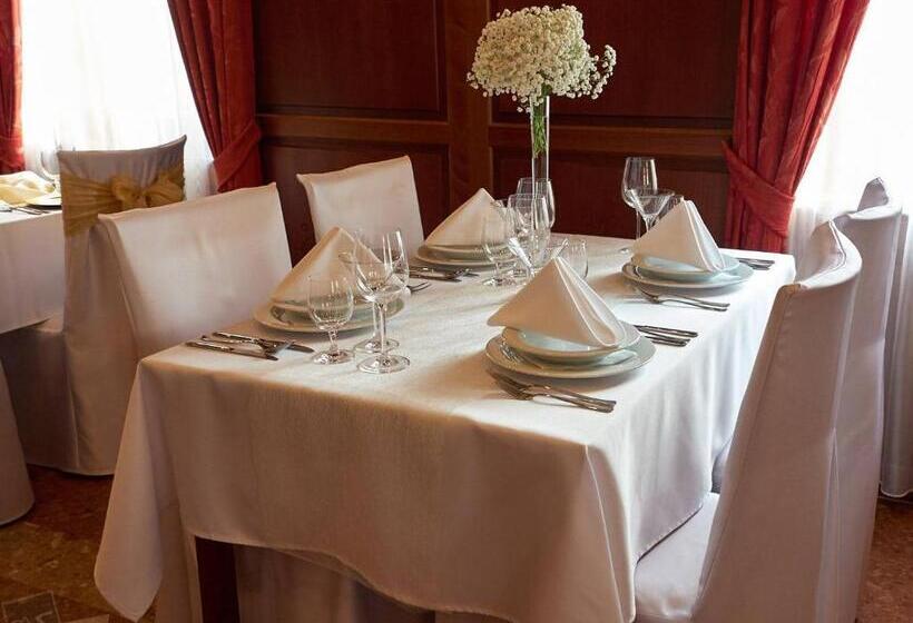 Hradná Stráž Hotel&apartments S Privátnym Wellness